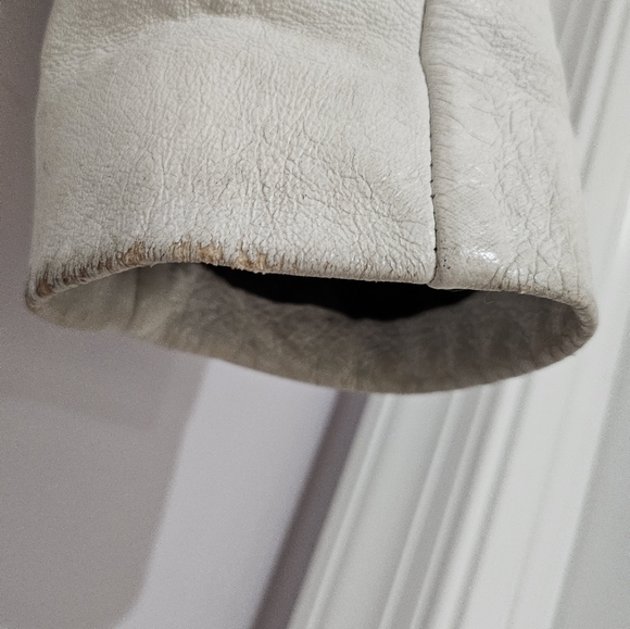 Vintage black and white cropped tuxedo blazer - Picture 9 of 11